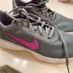 Grey with purple logo Nike Flex women’s tennis shoes. Never used.